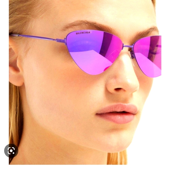 Balenciaga sunglasses 👓 %100 authentic 😎 - Picture 3 of 13